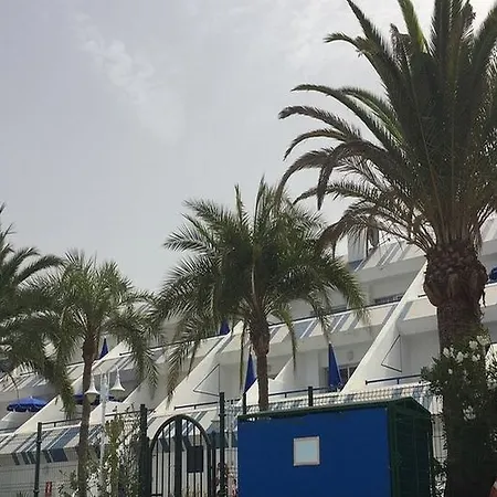 Hotel Puerto Colon Club